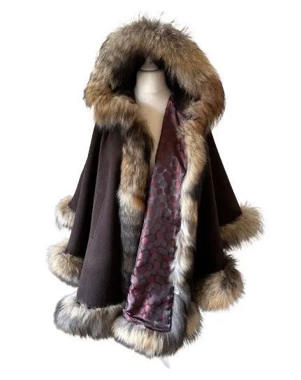 Brown Women Winter Coat Cape Trim Fox Fur, Winter Women's Poncho Jacket lined, Warm Women's coat with a hood